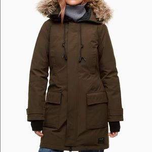 Aritzia TNA Bancroft parka